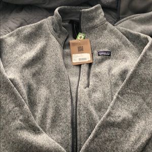 Men’s Patagonia better sweater (never worn)